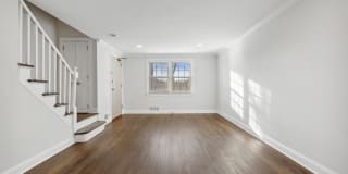 Spring Hill Apartments Gallery 3