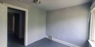Charming 4-Bedroom Property in Prime Location Gallery 26
