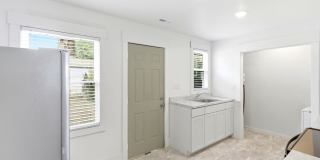 Updated 2-Bedroom Home with Modern Comforts Near Downtown Wilmington Gallery 9