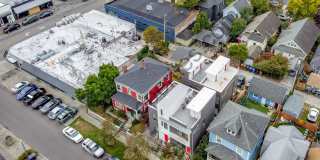 Modern Townhome Gallery 12