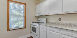 705 7th Avenue Gallery 8