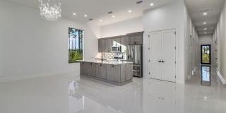 Stunning Brand 3B/2B Townhouse with Premium Finishes Gallery 1