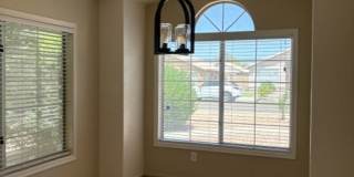 LOVELY SINGLE LEVEL 3 BEDROOM W/DEN 2 BATH PEORIA HOME VERY CLEAN! Gallery 30