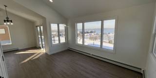 909 West Front Streetupstairs 2nd floor Gallery 15