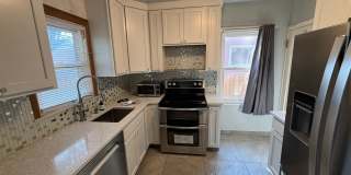 Adorable updated house- 2 bed 1 bath Fenced in yard Adorable updated house- 2 bed 1 bath Fenced in yard Gallery 1