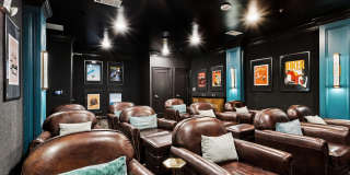 Delaneaux Gallery 13