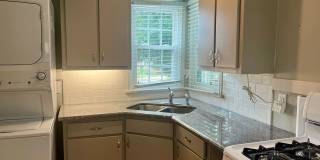 Great location in Garden District seconds from Downtown and LSU! Gallery 6