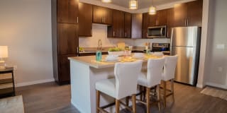 One Glenn Place Gallery 2