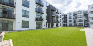 600 Goodale Gallery 16