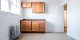 6705 S Michigan Gallery 18