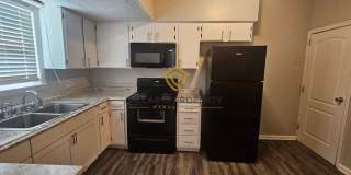 Updated 3 Bedroom, 1.5 Bathroom, Grace Tuxedo Beauty Available NOW! Gallery 3