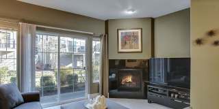 2 Bedroom 2.5 Bathroom with 2 Tandem Car garage ~ Convenient Cedar Mill Location Near St. Vincent Medical Center, Nike and Intel! Gallery 4