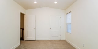 Spacious 3 Bed, 2.5 Bath Pet-Friendly Home with Central Air & Carport Parking! - Available on May 11th! Gallery 14