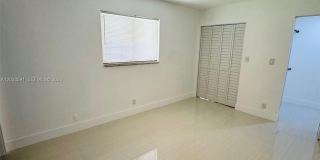 105-107 NE 30th Ct Gallery 25