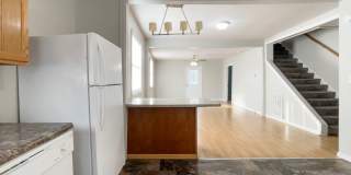 PRELEASING for AUGUST! Close to Campus Gallery 39