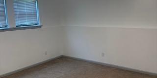3BR Duplex with 1-Car Garage | Mowing Included | 431 Maple Grove Way Gallery 11