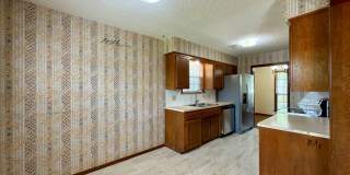 Gorgeous Brick Home for Rent! - 3 Bedroom, 2 Bath, 2 Car garage - 1,797 sf Gallery 11