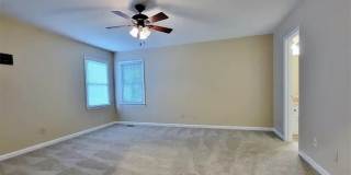 5532 NE Robmont Drive Gallery 24
