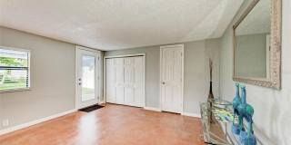 6000 BAYOU GRANDE BOULEVARD NE Gallery 25