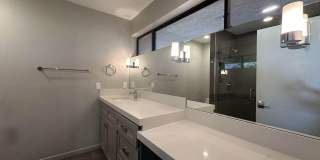 4 Saturn Circle Gallery 14