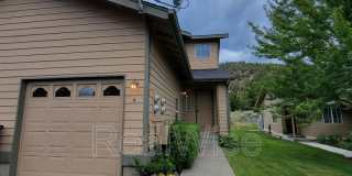 1952 NE Zachary Ct Gallery 1