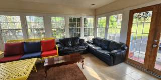 Room in 4 Bedroom Home at Edith Ave Gallery 15