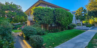 449 North Euclid Avenue Gallery 1