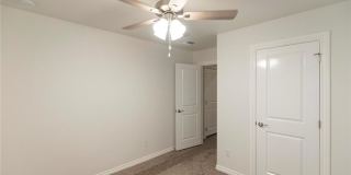Beautiful 4 Bedroom 2 Bathroom Home in Cedar Lane Community with Storm Shelter (Neighborhood Pool and Park) Gallery 25