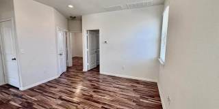 Room in 3 Bedroom Home at Zodiac Ln Gallery 9