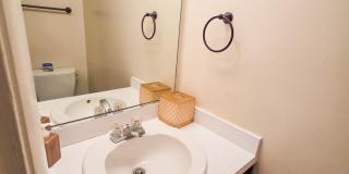 Beautiful 3BR Townhouse in Rockville/Derwood for early June Move-In! Gallery 15