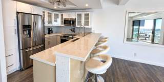 Newport Beach Bay and Oceanfront view | 7th Floor Luxury 2+2 Condo | Newport Towers Gallery 6