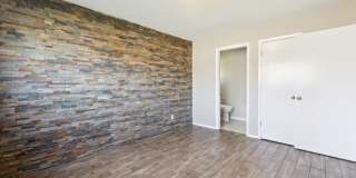 7170 Hickory Grove Gallery 23