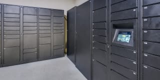 Windsor at West University Gallery 25