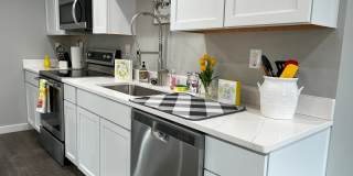 Fully Furnished rental with excellent central location in North cincinnati Suburbs Gallery 35