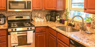 431 Glenbrook Road unit: 3 Gallery 14