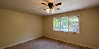 Tri-Level Spring Blvd Home Gallery 56