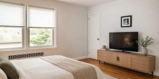 121 Manhasset Avenue Gallery 23