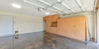 5-Bedroom Tempe Home with Private Pool, Guest House & Garage Near ASU Gallery 12