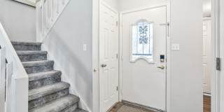 Spacious 3 Bedroom Townhouse-Style Condo Near Buckley SFB Gallery 21