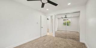 3701 E Ludlow Dr Gallery 40