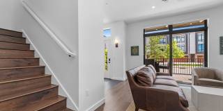 Luxury 3 Story Condo in Exclusive Titletown District Gallery 14