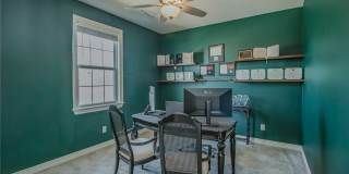 605 Stone Ridge Street Gallery 22