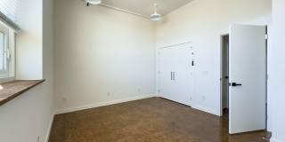 510 S College Street Gallery 3