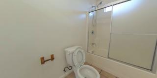 7 Bedroom 4 Bath Home a hop and a skip to campus- SUPER CLOSE TO CAMPUS! Gallery 13