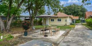 Updated 3 Bedroom Historic Home Near Woodlawn Lake in Northwest San Antonio Updated 3 Bedroom Historic Home Near Woodlawn Lake in Northwest San Antonio Gallery 36