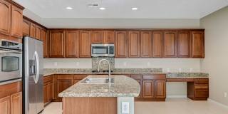 4 Bedroom Home in Silverstone Ranch Gallery 27