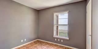 1346 Bayou Gallery 23