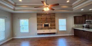 3BR|2.5BA Home in Villages of Mill Bayou Gallery 8