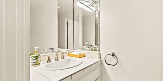 3616 The Strand Gallery 32