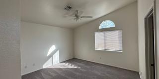 SUMMERLIN HOME WITH A SPARKLING POOL! Gallery 52